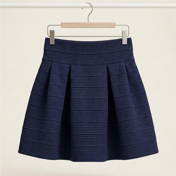 H&M Dresses & Skirts - H&M Navy Textured A-Line Pleated Skirt